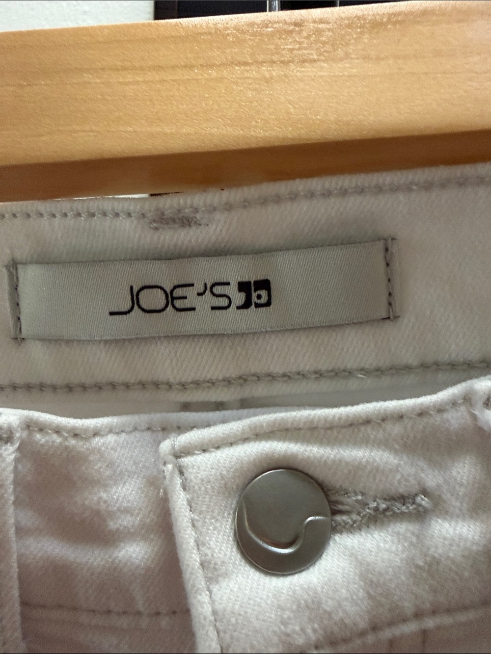 Joe's Jeans White Distressed Wide-Leg Jeans size 28 like new - Picture 2 of 10